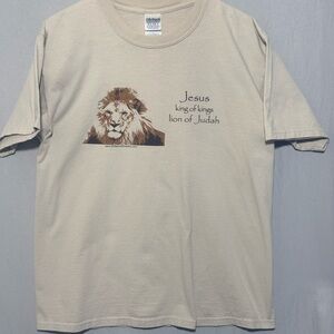 Gildan Beige Jesus King of Kings Lion of Judah T-Shirt 100% Cotton Vintage Y2K
